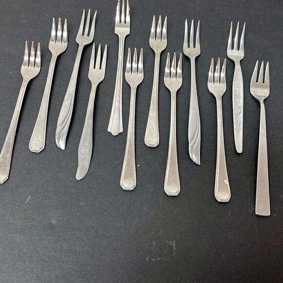 Mixed Lot Vintage Seafood Cocktail Forks Stainless Steel - Picture 4 of 13